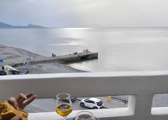 Molos Seaside Lejlighed