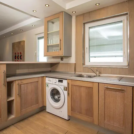 Molos Seaside Lägenhet