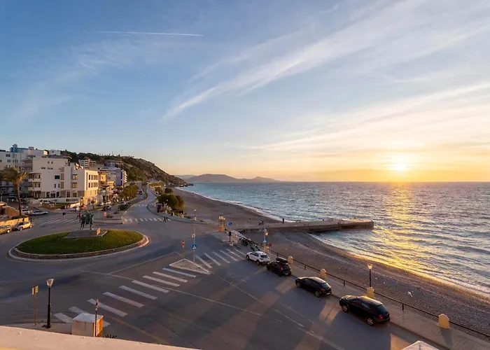 Molos Seaside Apartment